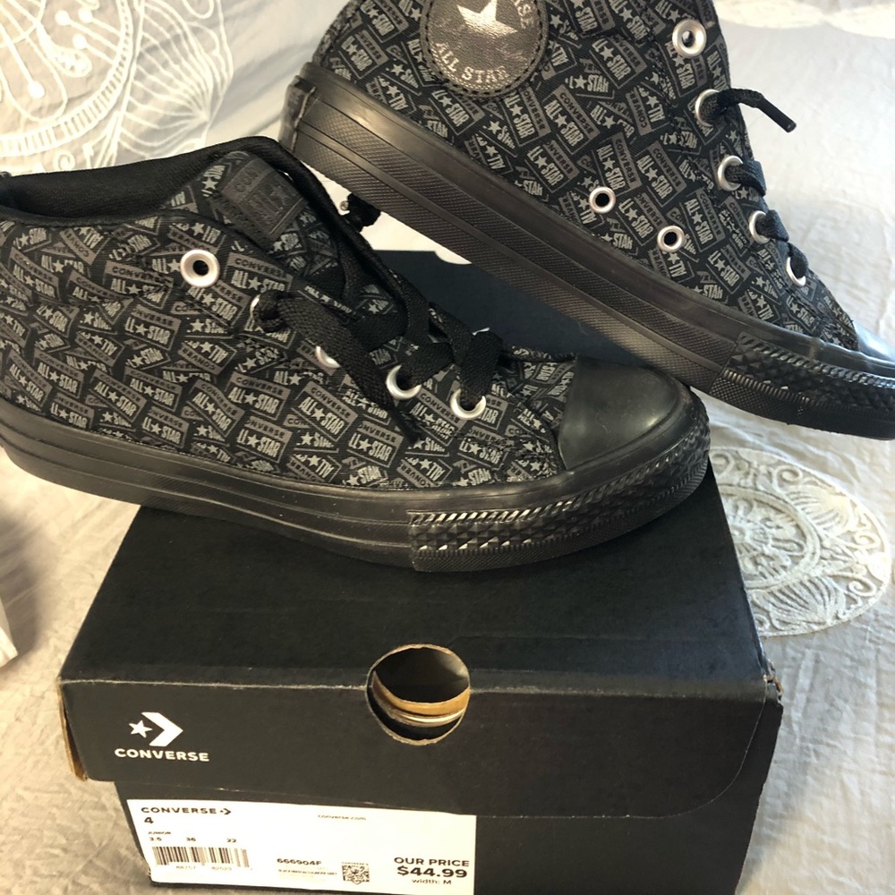 Converse sneakers size 4
